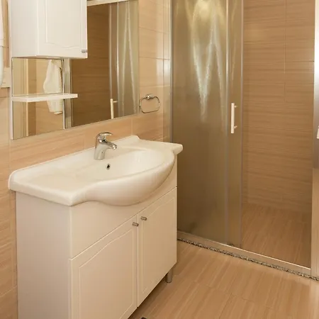 Grand Guest house 3*