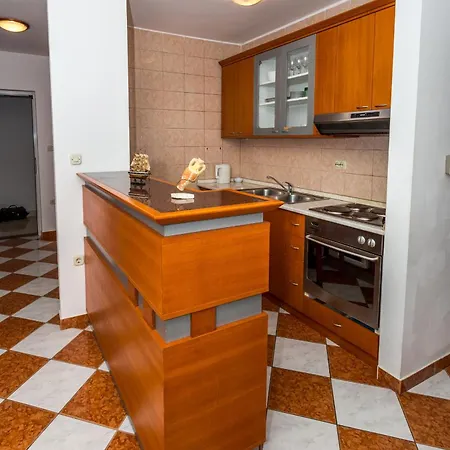 Guest house Grand 3*